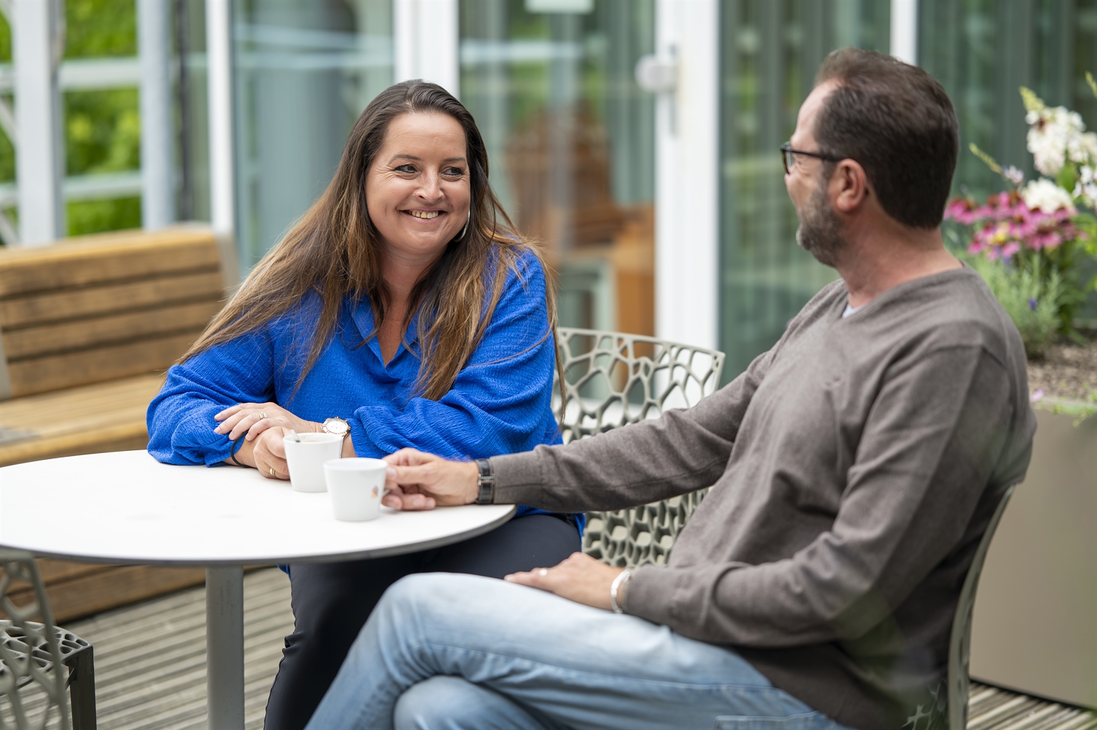 Samen werkende mensen in een kantoor